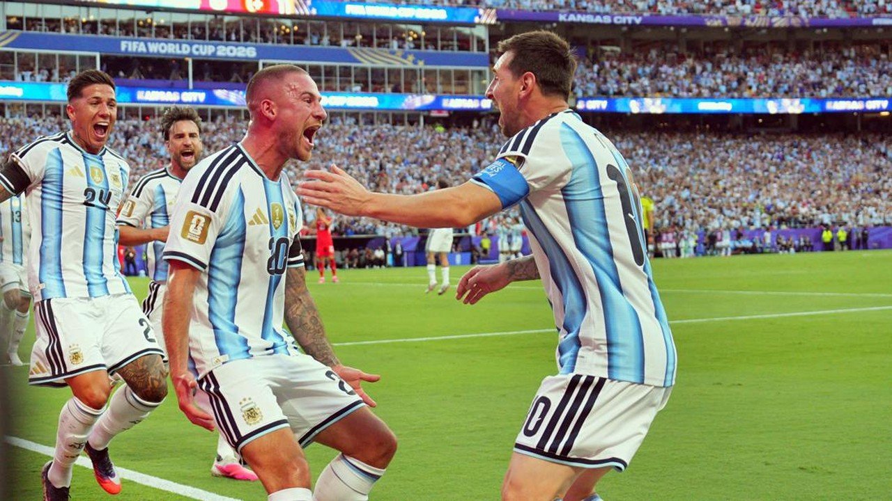 Argentina Masuk Semifinal